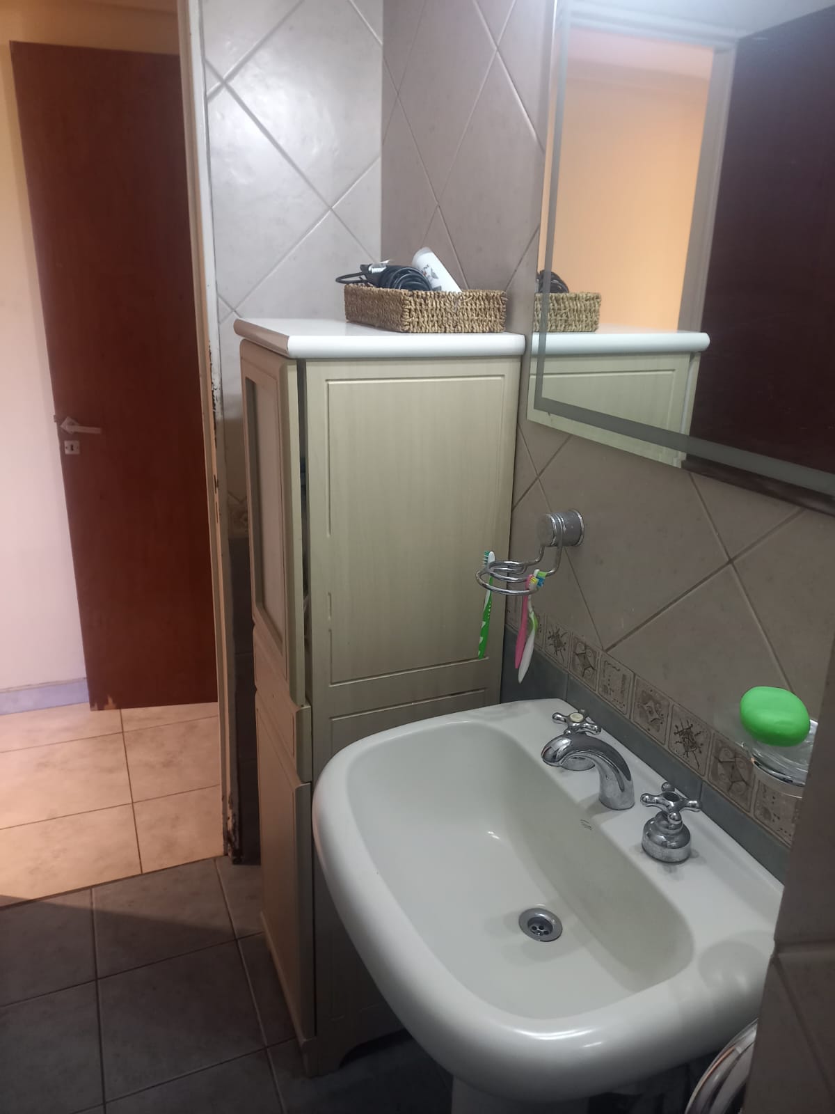 WhatsApp Image 2025-10-29 at 11.50.44